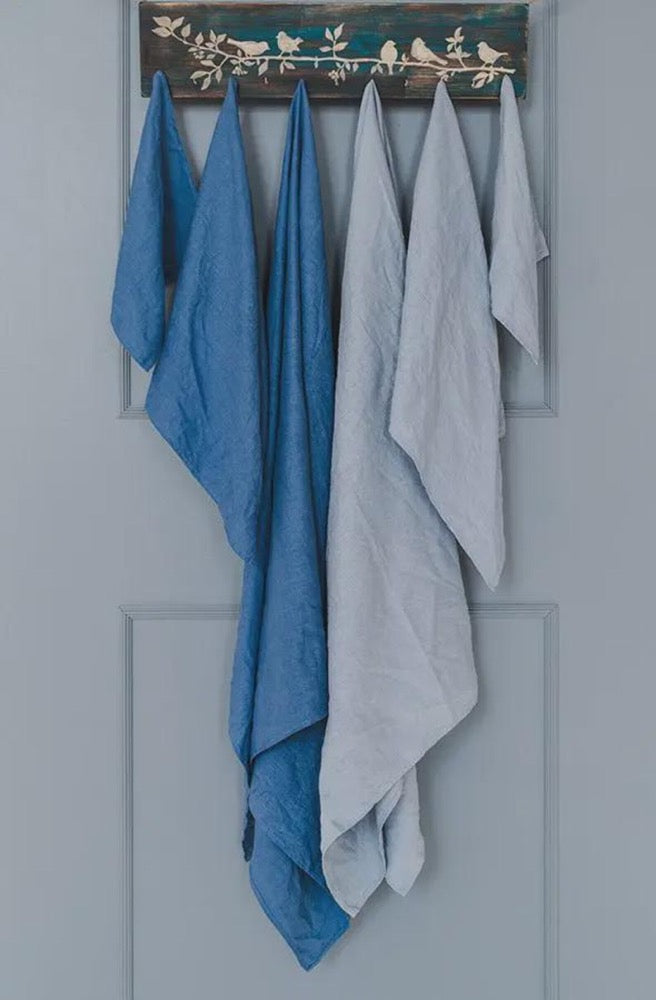 Organic Linen Bath Towel: Soft Absorbent Spa & Beach Towel